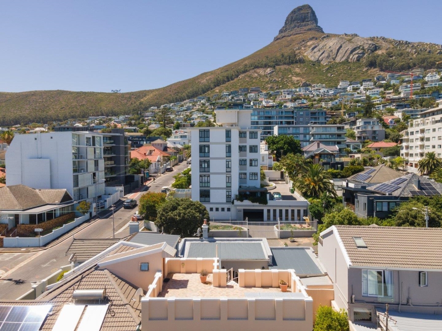 4 Bedroom Property for Sale in Bantry Bay Western Cape